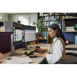 Poly Voyager Free 60+ UC Black Touchscreen Charge Case for BT700 USB-C Adapter